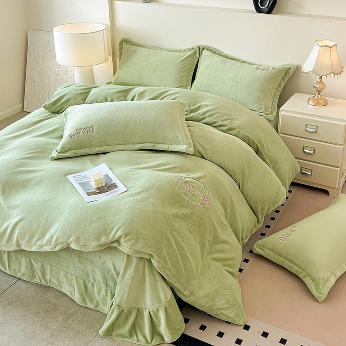 91家纺网 家纺一手货源 找家纺 （总）梦莱斯 2025全消光加厚牛奶绒四件套 - 山茶花系列