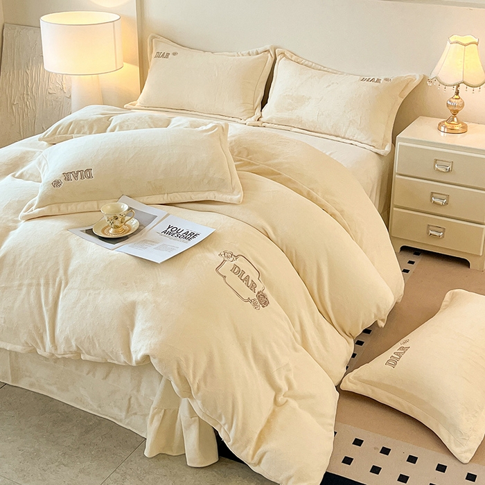 91家纺网 家纺一手货源 找家纺 （总）梦莱斯 2025全消光加厚牛奶绒四件套 - 山茶花系列