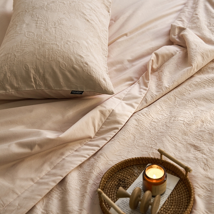 91家纺网 家纺一手货源 找家纺 宜代光年 2025新款60s水洗棉全棉提花夏被 海棠