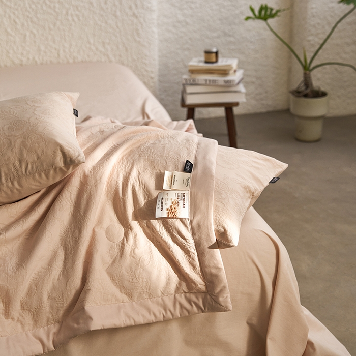 91家纺网 家纺一手货源 找家纺 宜代光年 2025新款60s水洗棉全棉提花夏被 海棠