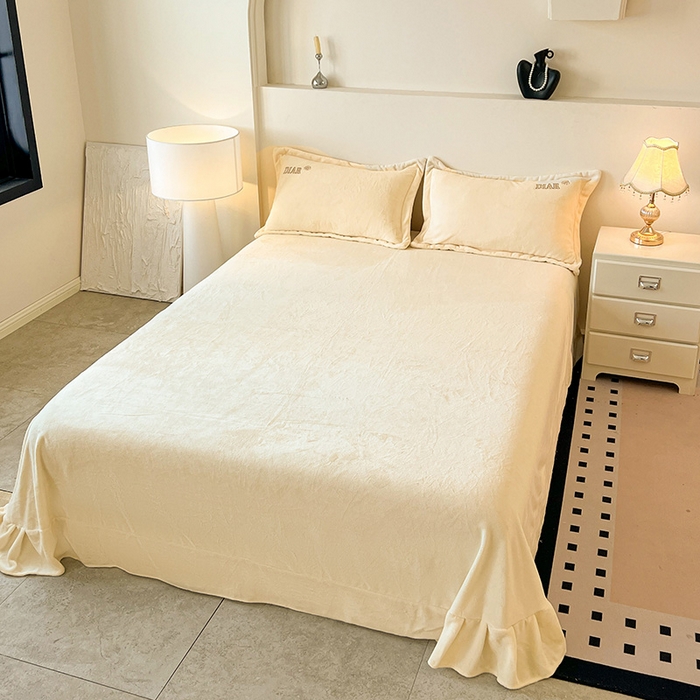 91家纺网 家纺一手货源 找家纺 梦莱斯 2025全消光加厚牛奶绒四件套 - 山茶花系列 山茶花-奶白