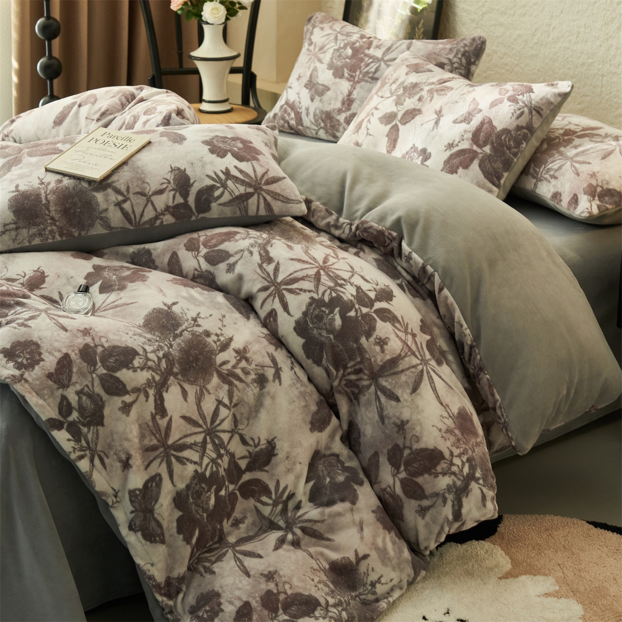 91家纺网 家纺一手货源 找家纺 金鹰 2025新款A类数码印花牛奶绒四件套绒套件 邂逅