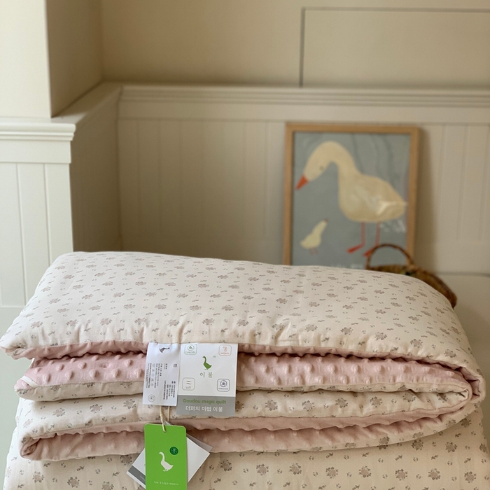 91家纺网 家纺一手货源 找家纺 汇庭 2025秋冬新款·糯米纱布双人豆豆被系列 春日粉