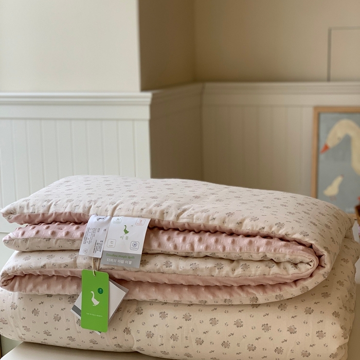 91家纺网 家纺一手货源 找家纺 汇庭 2025秋冬新款·糯米纱布双人豆豆被系列 春日粉