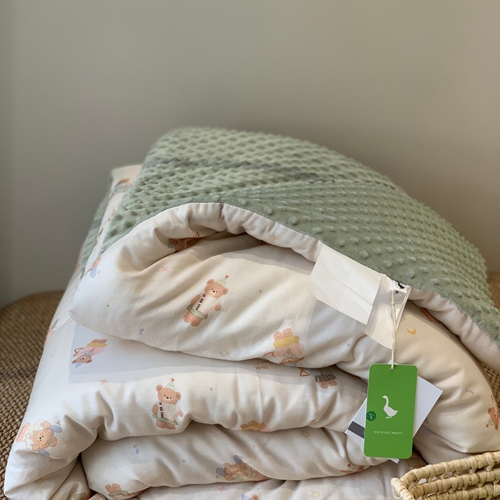 91家纺网 家纺一手货源 找家纺 汇庭 2025秋冬新款·糯米纱布双人豆豆被系列 杰克熊