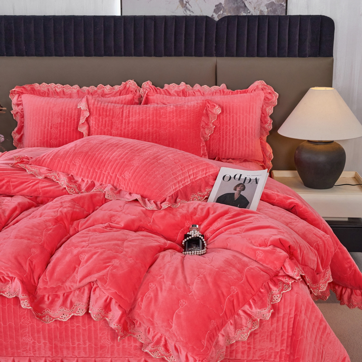 91家纺网 家纺一手货源 找家纺 （总）青竹苑 2025新款婴儿绒宝宝绒玫瑰版床盖款四件套