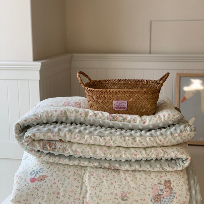 91家纺网 家纺一手货源 找家纺 汇庭 2025秋冬新款·糯米纱布双人豆豆被系列 青果乐园