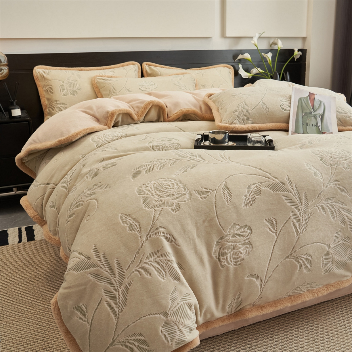 91家纺网 家纺一手货源 找家纺 金鹰 2025新款A类雕花牛奶绒烂花兔毛包边四件套 玫瑰物语