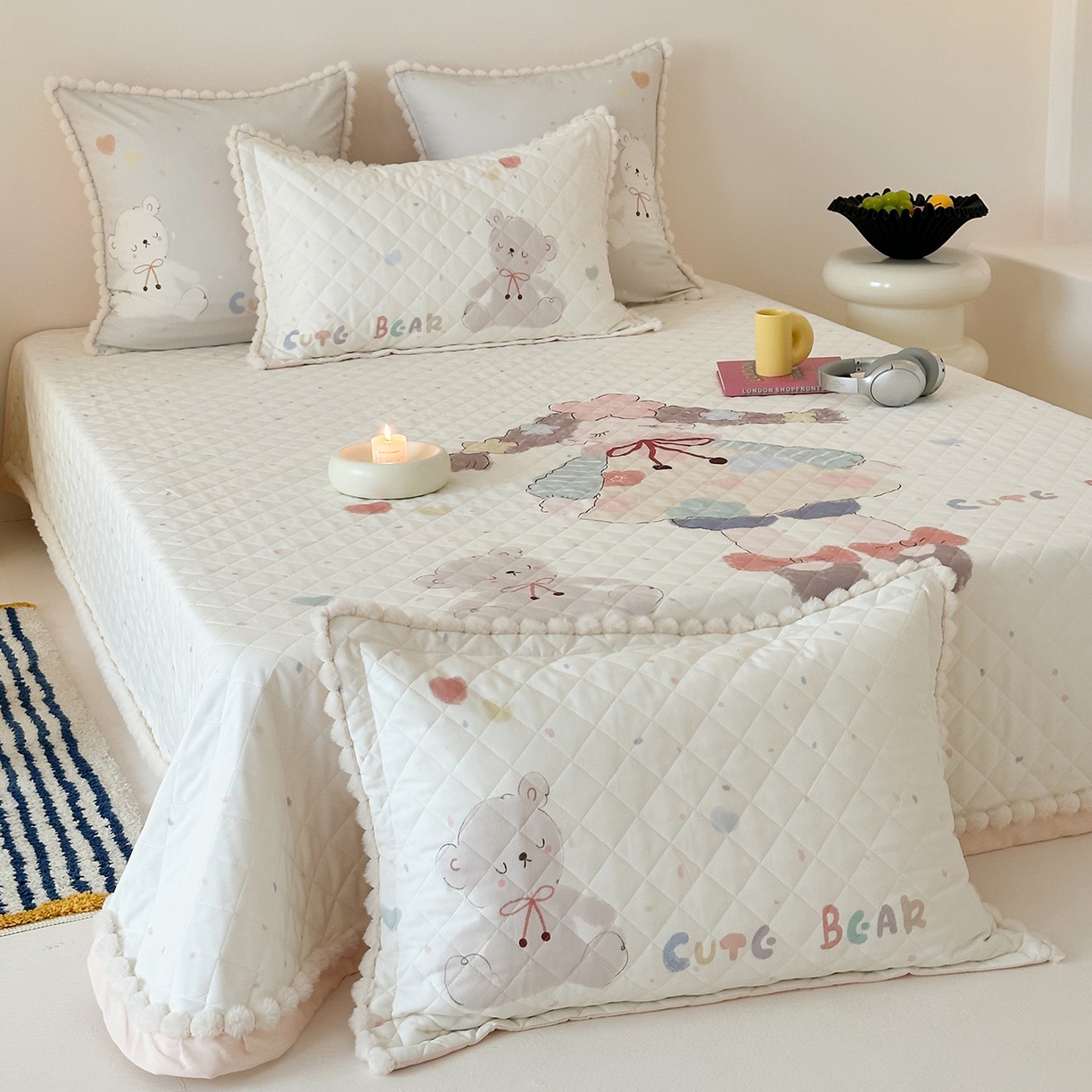 91家纺网 家纺一手货源 找家纺 漫调家纺 2025新款全棉磨毛大版卡通床盖套件 小公主