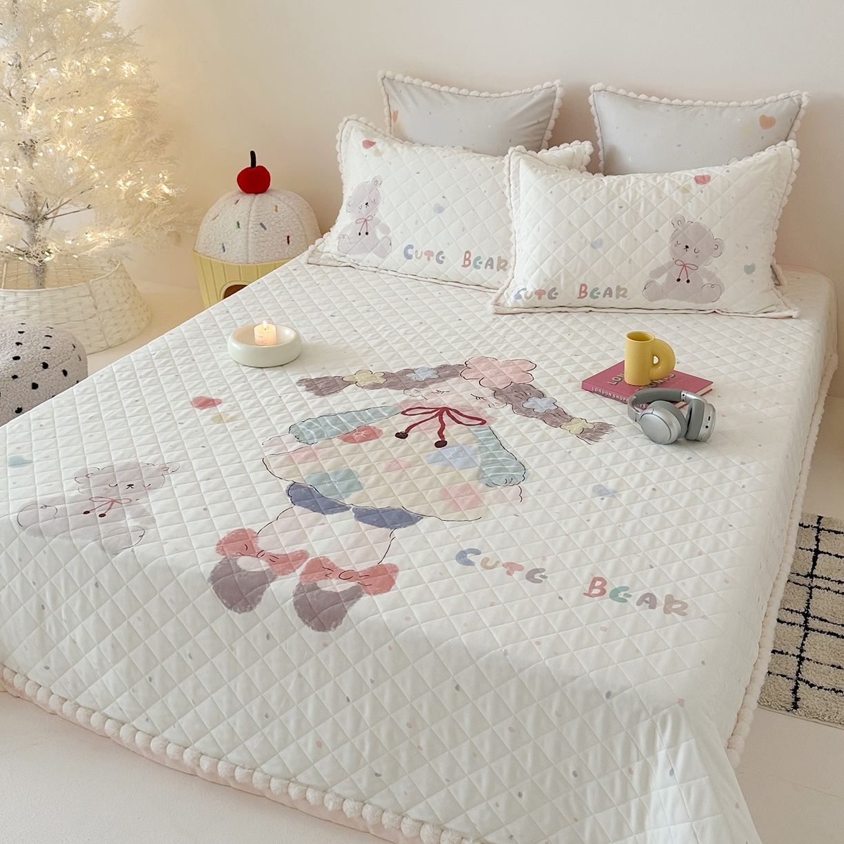 91家纺网 家纺一手货源 找家纺 漫调家纺 2025新款全棉磨毛大版卡通床盖套件 小公主