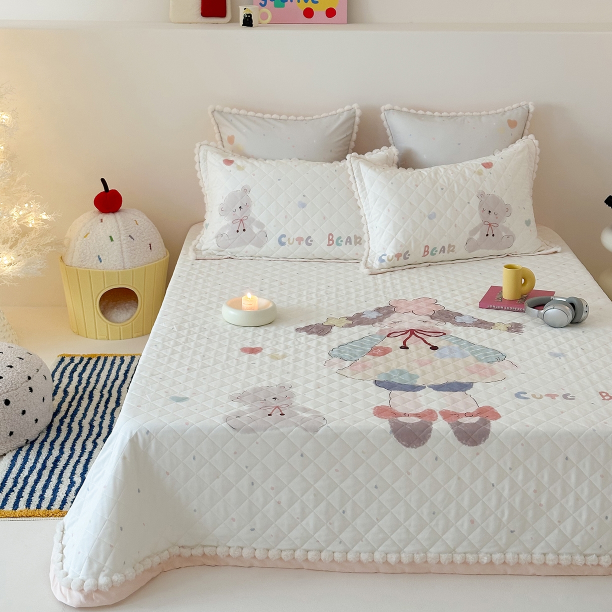 91家纺网 家纺一手货源 找家纺 （总）漫调家纺 2025新款全棉磨毛大版卡通床盖套件