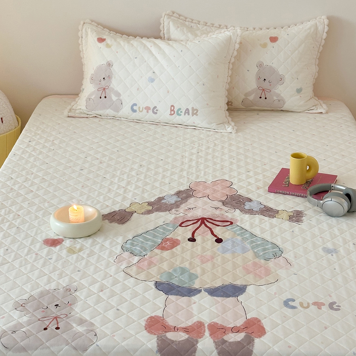 91家纺网 家纺一手货源 找家纺 （总）漫调家纺 2025新款全棉磨毛大版卡通床盖套件