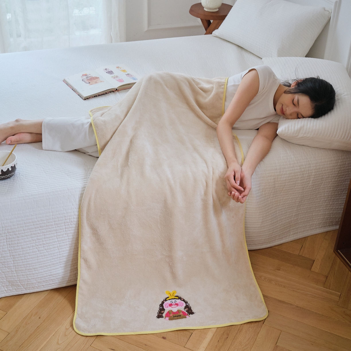 91家纺网 家纺一手货源 找家纺 沐瑟家纺 2025新款亲肤柔软珊瑚绒毛巾浴巾-富婆系列 富婆-米色 70*140cm浴巾/条