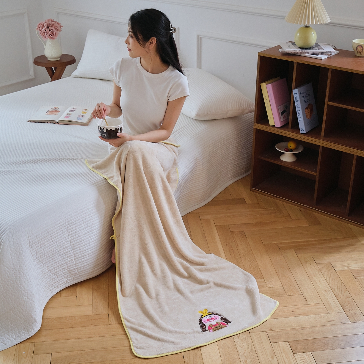 91家纺网 家纺一手货源 找家纺 沐瑟家纺 2025新款亲肤柔软珊瑚绒毛巾浴巾-富婆系列 富婆-米色 70*140cm浴巾/条