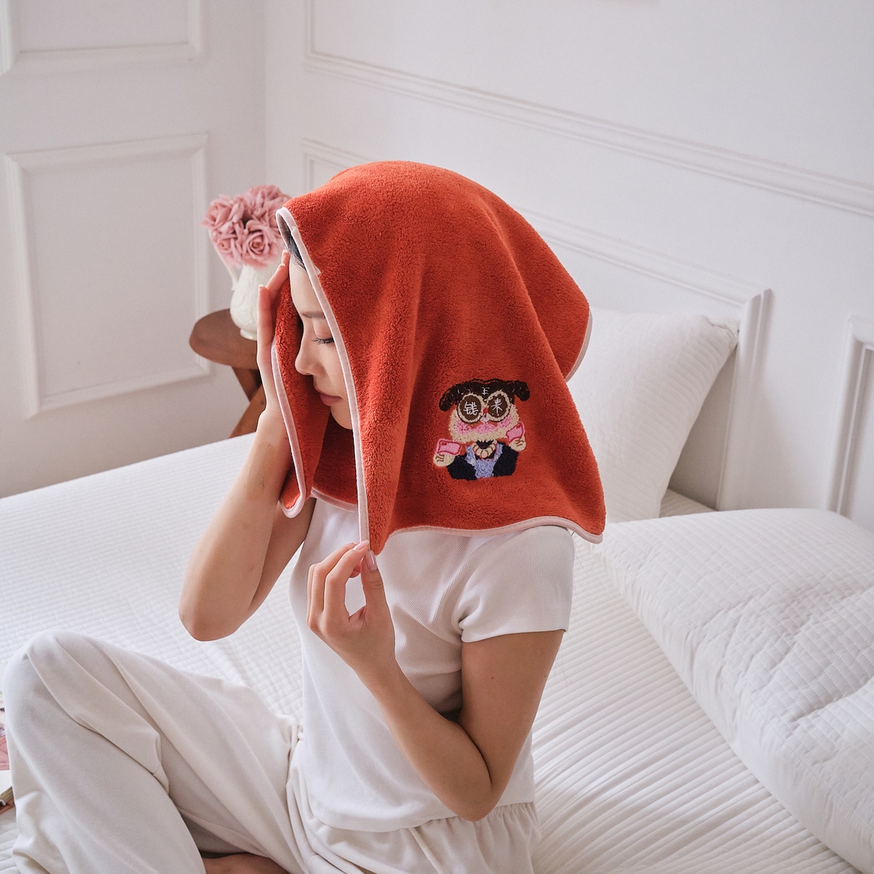 91家纺网 家纺一手货源 找家纺 沐瑟家纺 2025新款亲肤柔软珊瑚绒毛巾浴巾-富婆系列 富婆-桔红 70*140cm浴巾/条