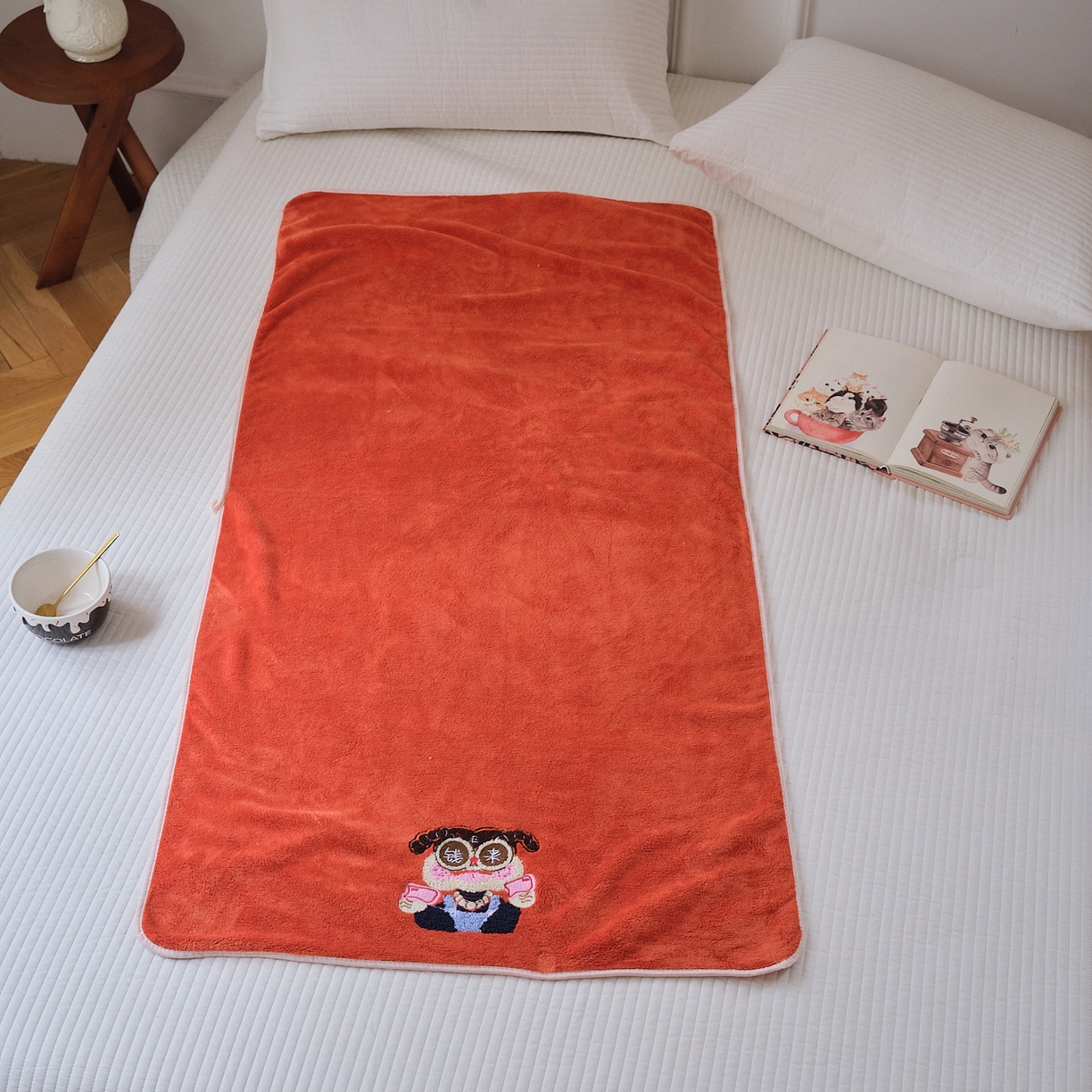 91家纺网 家纺一手货源 找家纺 沐瑟家纺 2025新款亲肤柔软珊瑚绒毛巾浴巾-富婆系列 富婆-桔红 40*80cm毛巾/条