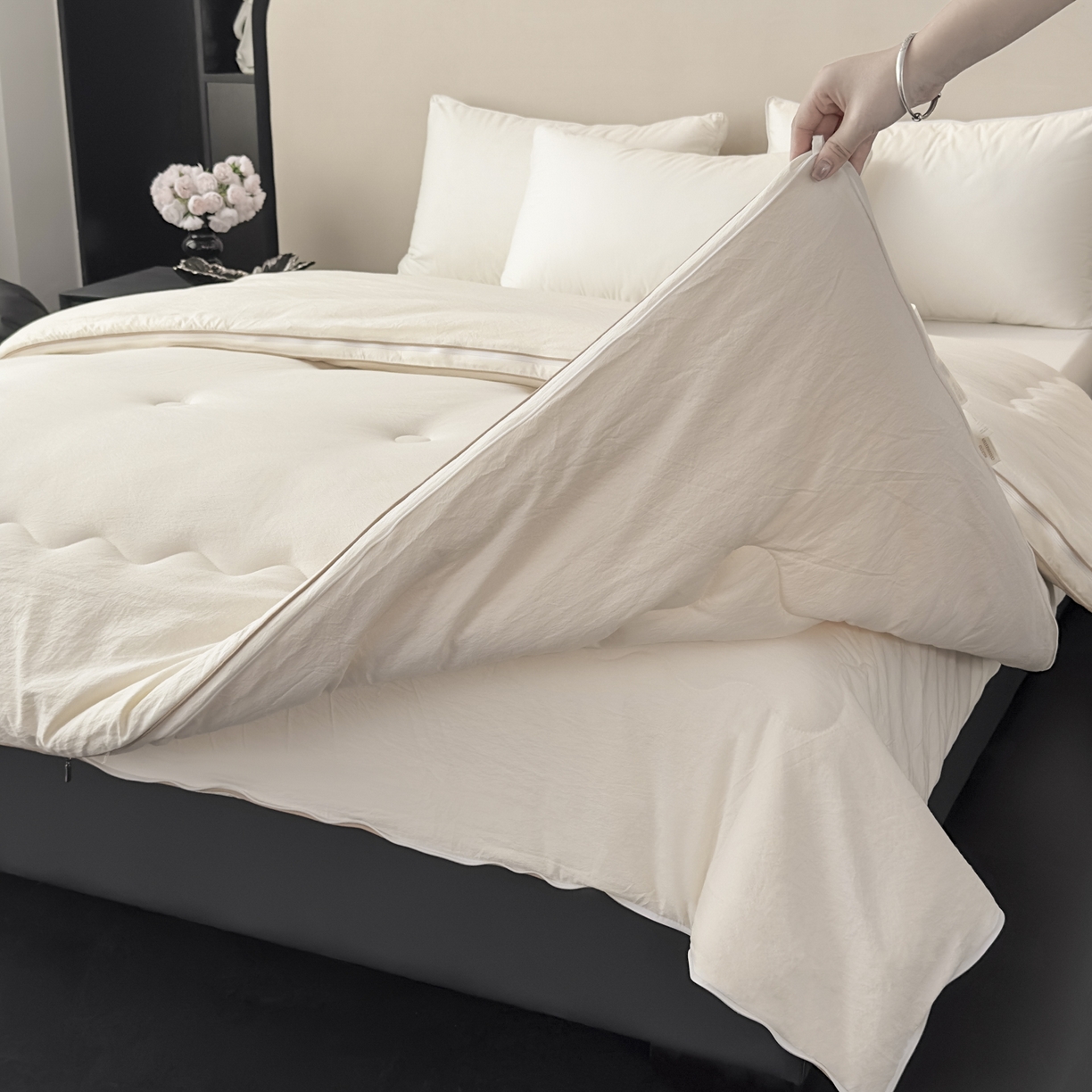 91家纺网 家纺一手货源 找家纺 蓝雀翎 2025新款10%针织糯糯棉大豆子母被被子被芯 白色