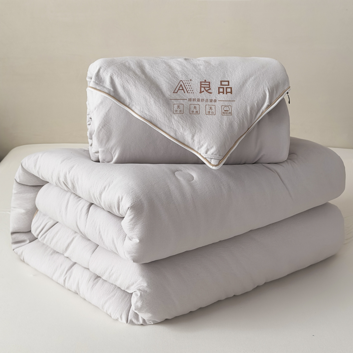 91家纺网 家纺一手货源 找家纺 蓝雀翎 2025新款10%针织糯糯棉大豆子母被被子被芯 灰色