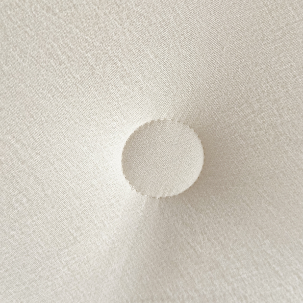 91家纺网 家纺一手货源 找家纺 蓝雀翎 2025新款10%针织糯糯棉大豆子母被被子被芯 白色