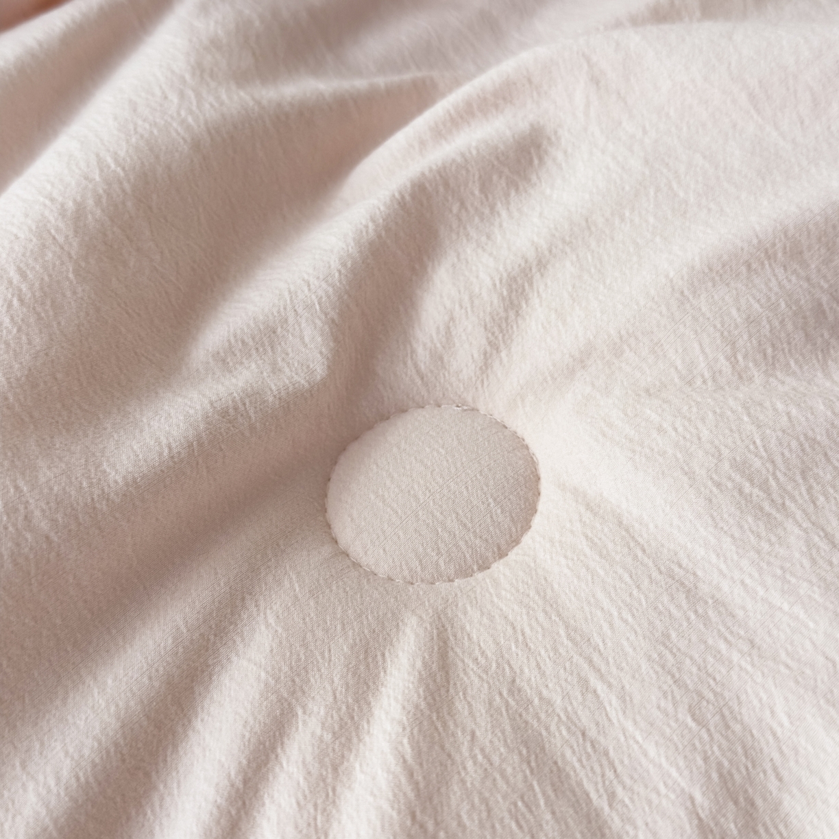 91家纺网 家纺一手货源 找家纺 蓝雀翎 2025新款10%针织糯糯棉大豆子母被被子被芯 粉色