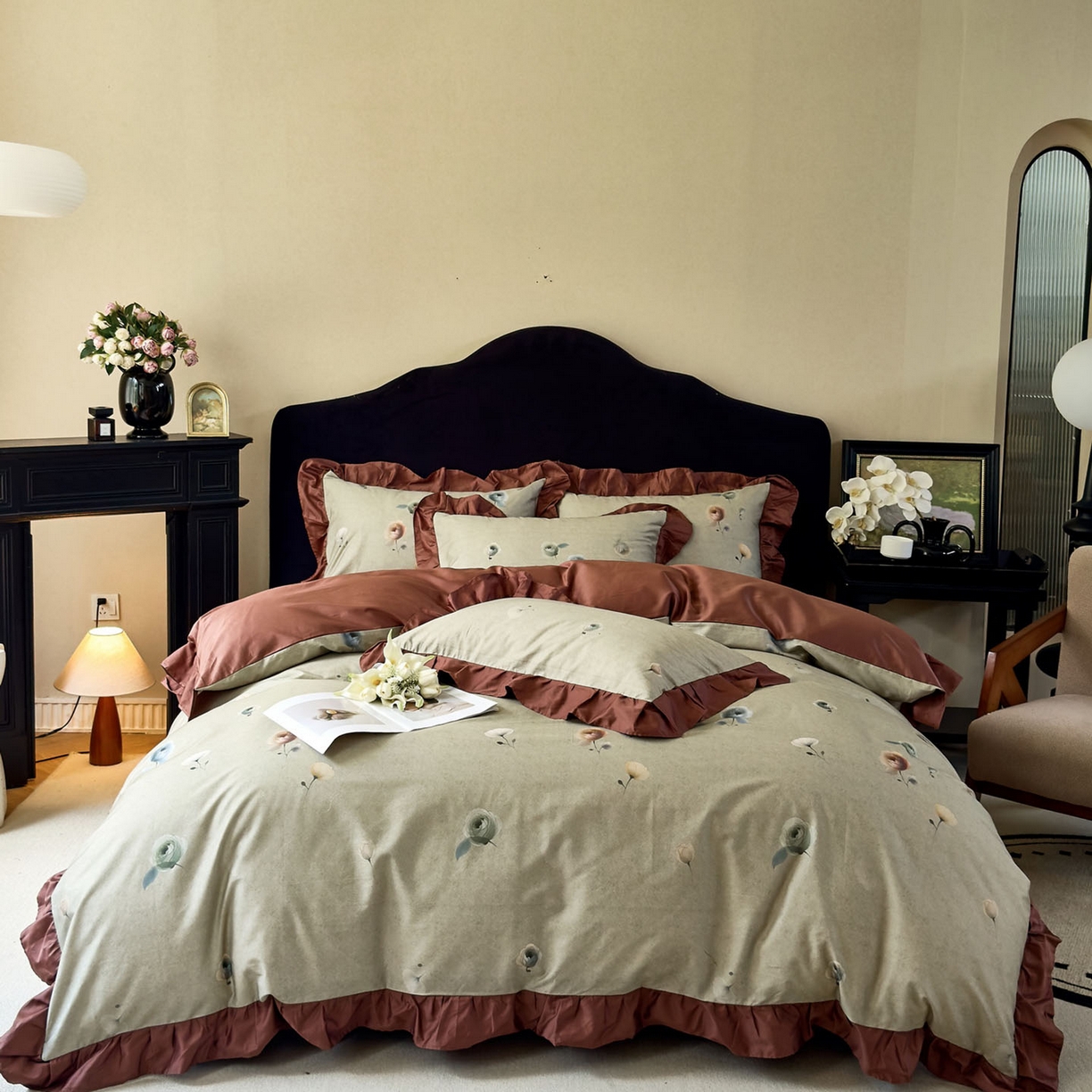 91家纺网 家纺一手货源 找家纺 由丽家纺 2025新款法式全棉贡缎花边款数码印花四件套（控价券后299起） 艾恩瑟-绿