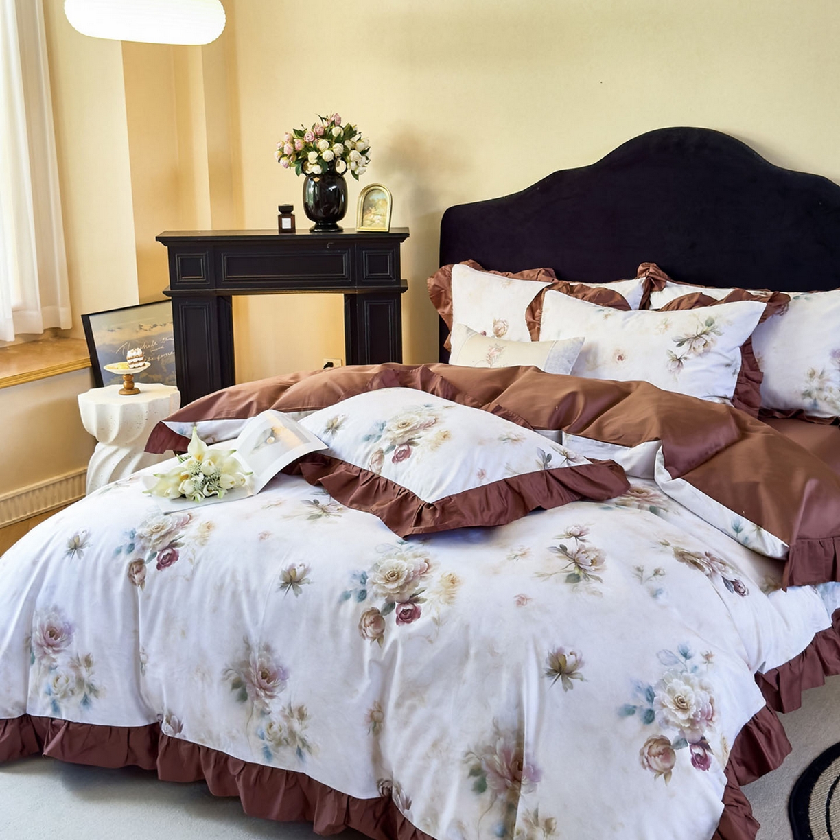 91家纺网 家纺一手货源 找家纺 由丽家纺 2025新款法式全棉贡缎花边款数码印花四件套（控价券后299起） 槿薇-绿