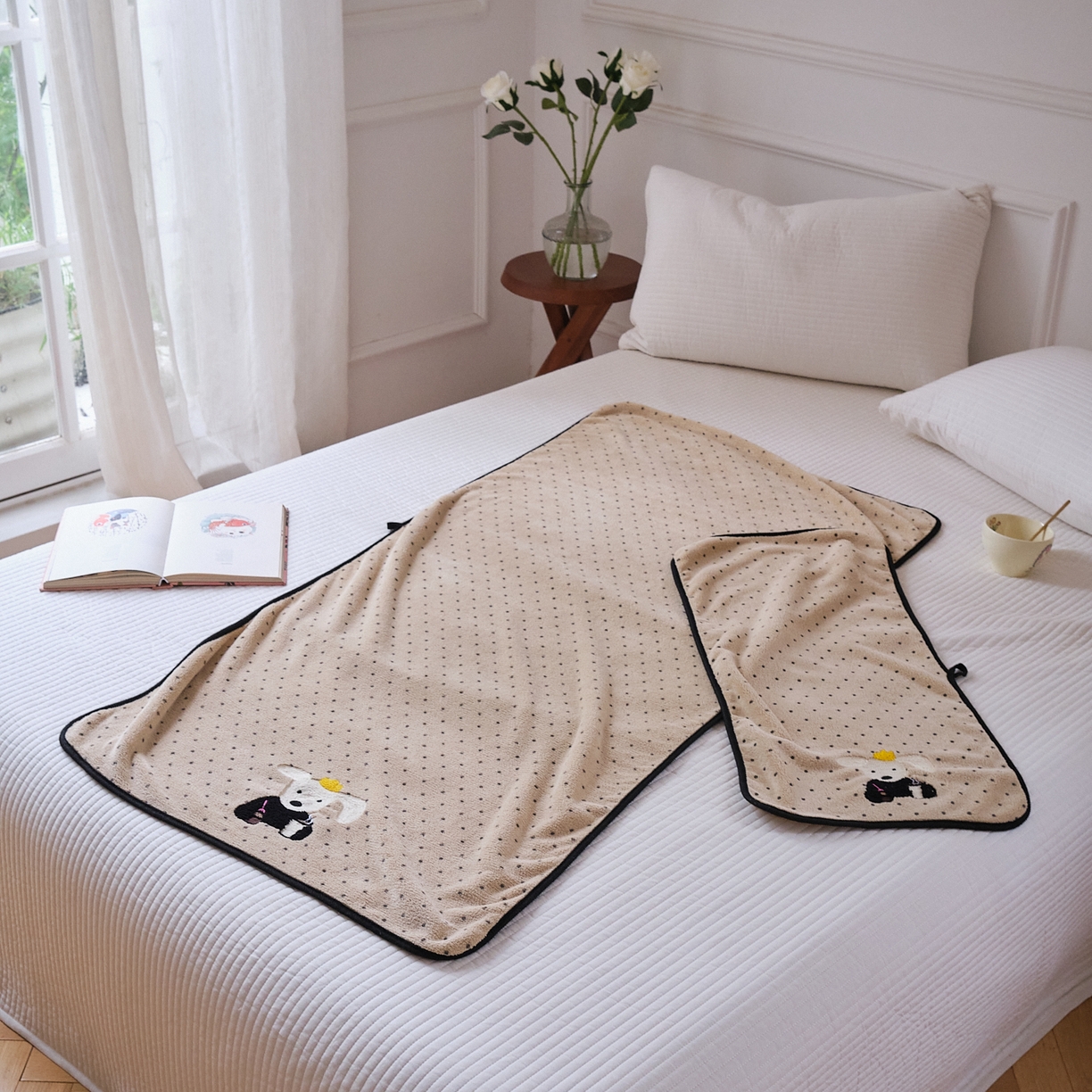 91家纺网 家纺一手货源 找家纺 沐瑟家纺 2025新款亲肤柔软珊瑚绒毛巾浴巾-点点动物系列 点点动物-咖啡狗 70*140cm浴巾/条