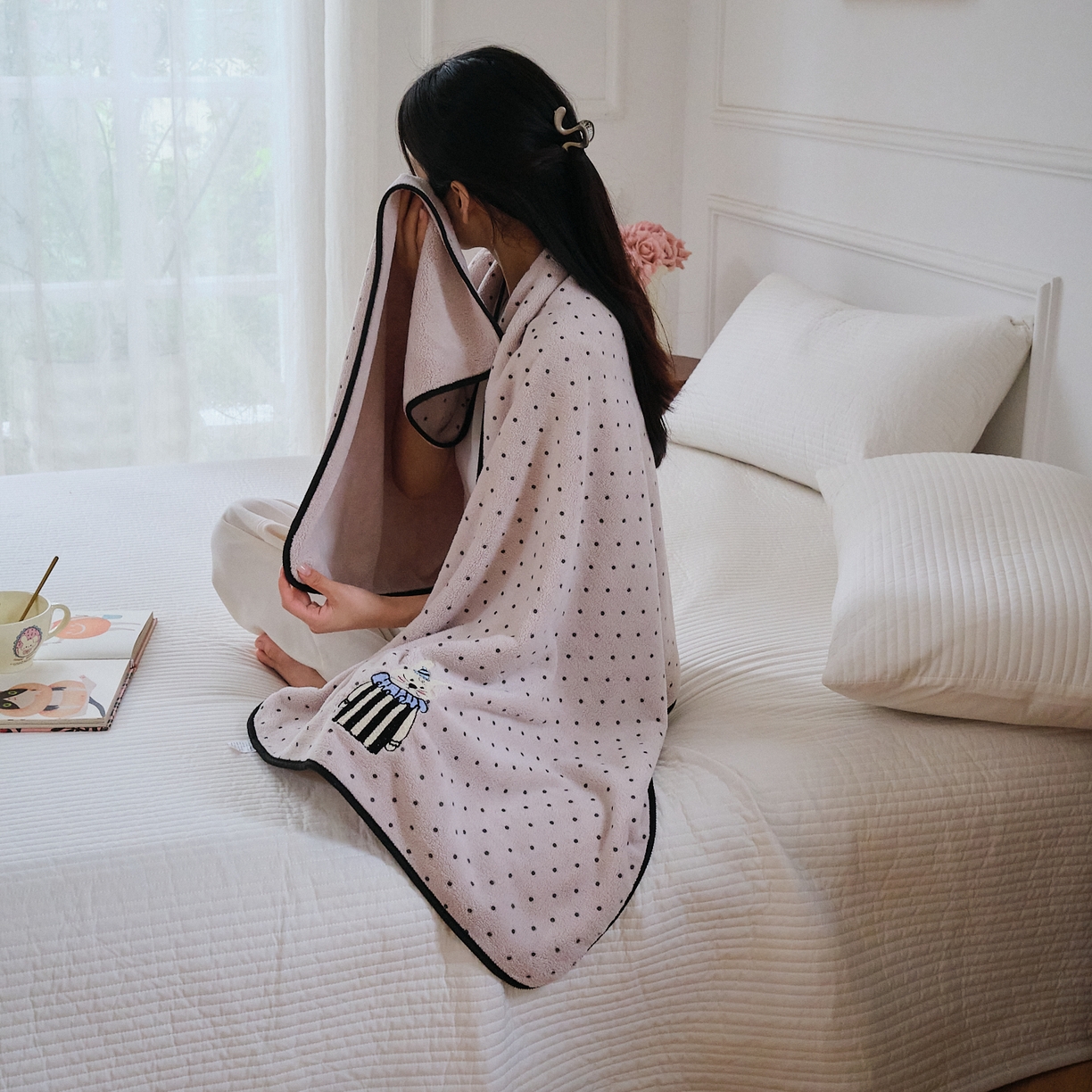 91家纺网 家纺一手货源 找家纺 （总）沐瑟家纺 2025新款亲肤柔软珊瑚绒毛巾浴巾-点点动物系列