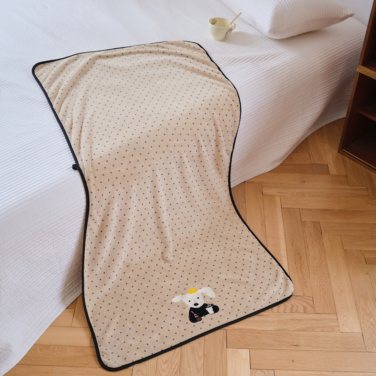 91家纺网 家纺一手货源 找家纺 沐瑟家纺 2025新款亲肤柔软珊瑚绒毛巾浴巾-点点动物系列 点点动物-咖啡狗 70*140cm浴巾/条