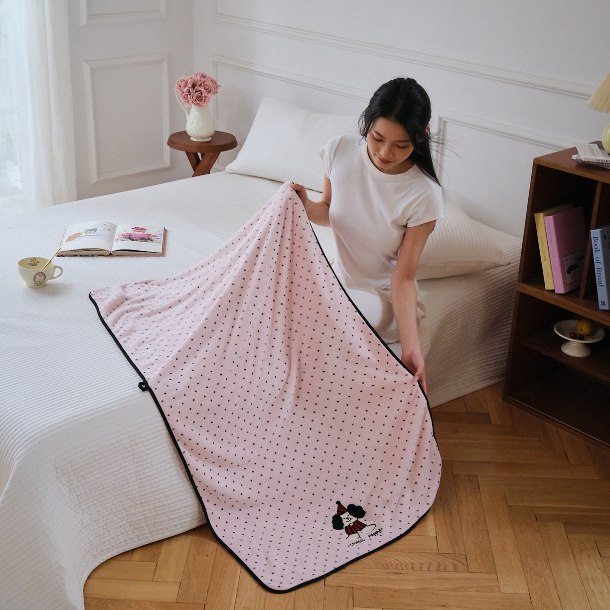 91家纺网 家纺一手货源 找家纺 沐瑟家纺 2025新款亲肤柔软珊瑚绒毛巾浴巾-点点动物系列 点点动物-粉红小狗 35*75cm毛巾/条