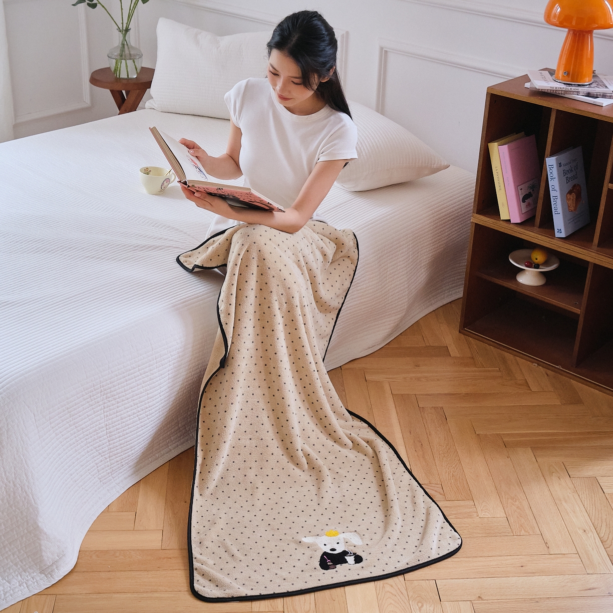 91家纺网 家纺一手货源 找家纺 沐瑟家纺 2025新款亲肤柔软珊瑚绒毛巾浴巾-点点动物系列 点点动物-咖啡狗 35*75cm毛巾/条