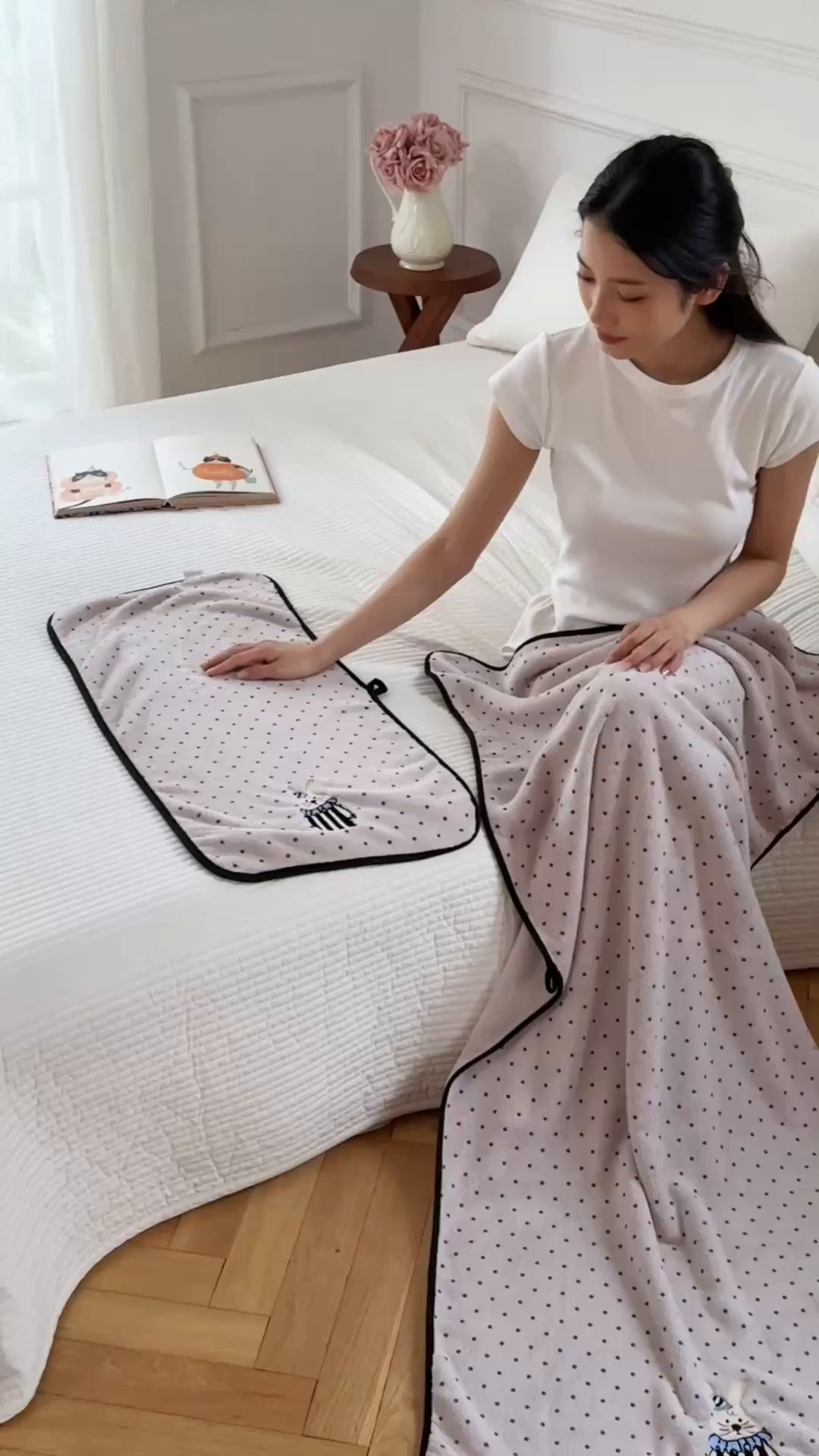 91家纺网 家纺一手货源 找家纺 沐瑟家纺 2025新款亲肤柔软珊瑚绒毛巾浴巾-点点动物系列 点点动物-粉红兔 35*75cm毛巾/条