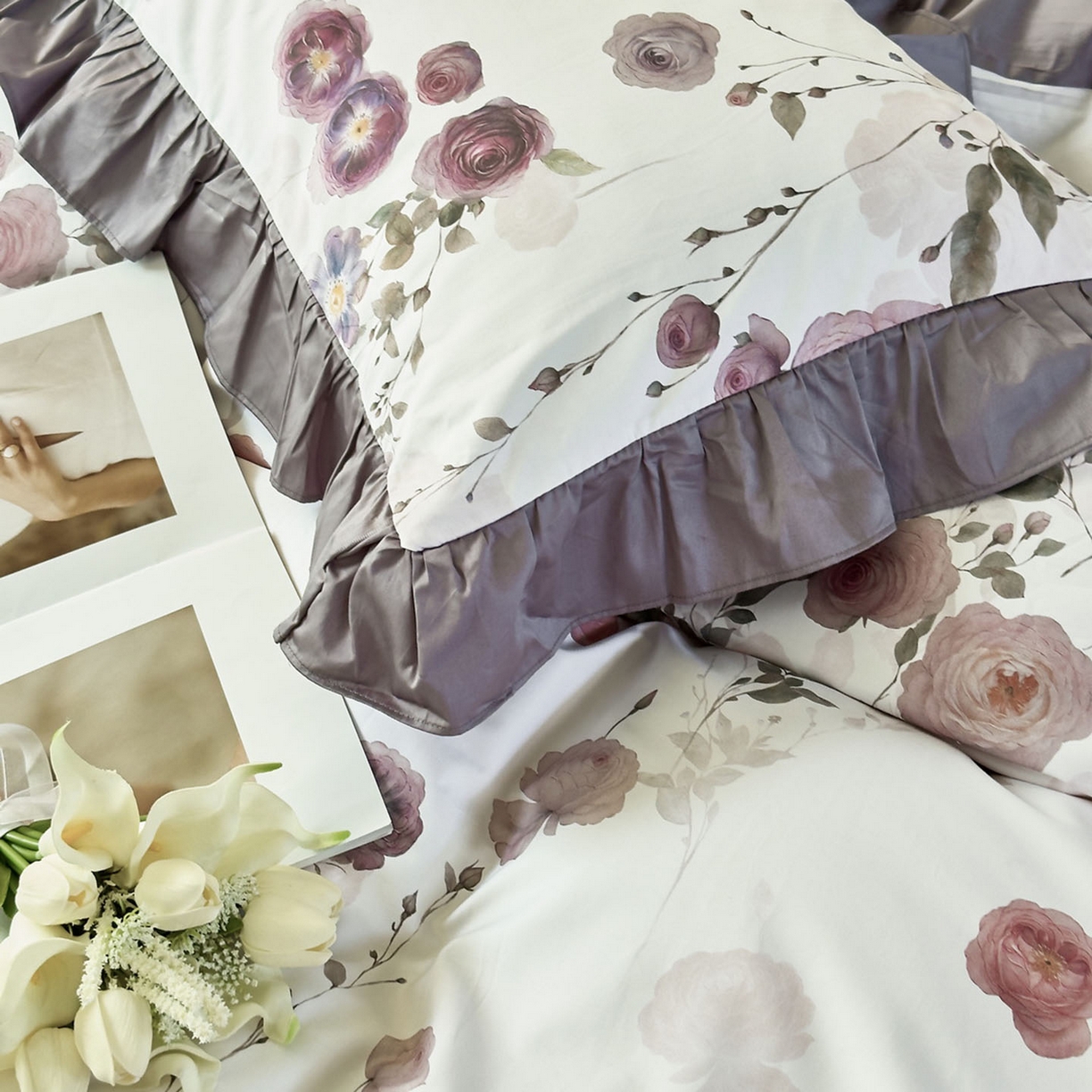 91家纺网 家纺一手货源 找家纺 由丽家纺 2025新款法式全棉贡缎花边款数码印花四件套（控价券后299起） 疏棠-紫