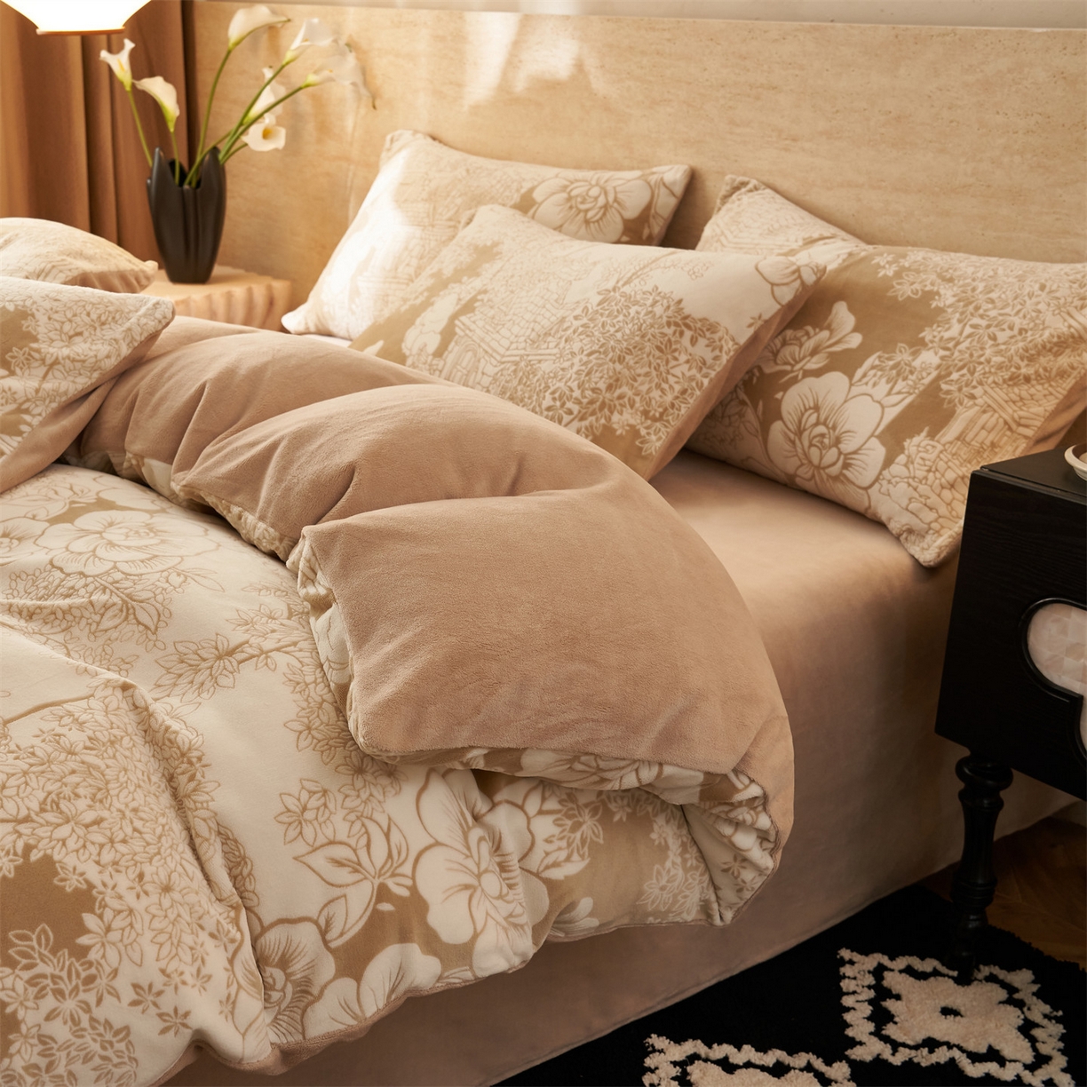 91家纺网 家纺一手货源 找家纺 （总）金鹰 2025新款雕花烂花牛奶绒四件套