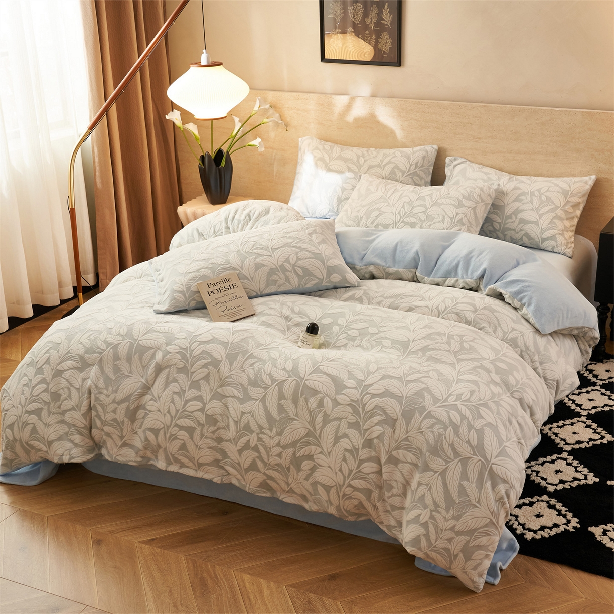 91家纺网 家纺一手货源 找家纺 金鹰 2025新款雕花烂花牛奶绒四件套 花朝梦