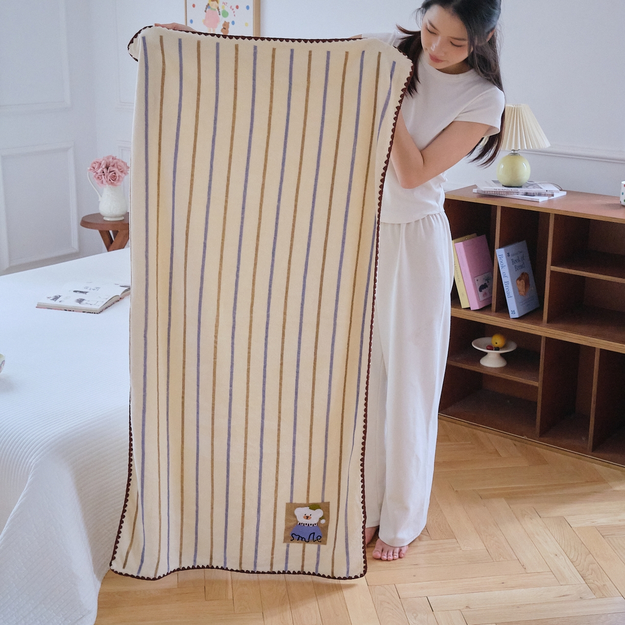 沐瑟家纺 2025新款亲肤柔软珊瑚绒毛巾浴巾-呆呆熊系列 呆呆熊-奶白条纹 35*75cm毛巾/条