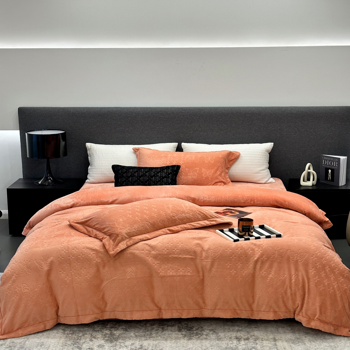 JUICY 橘滋家纺 2025新款高级简约立体提花浮雕牛奶绒系列四件套 威尼斯蝶影