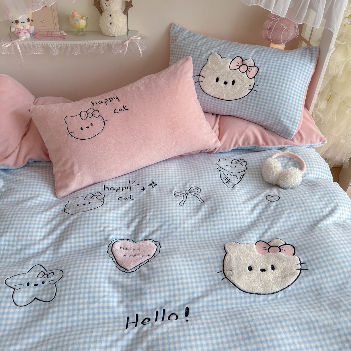 91家纺网 家纺一手货源 找家纺 罗亿家纺 2025新款A类兔毛贴布绣刺绣牛奶绒四件套-小红书推荐(提供买家秀) 小猫冰激凌