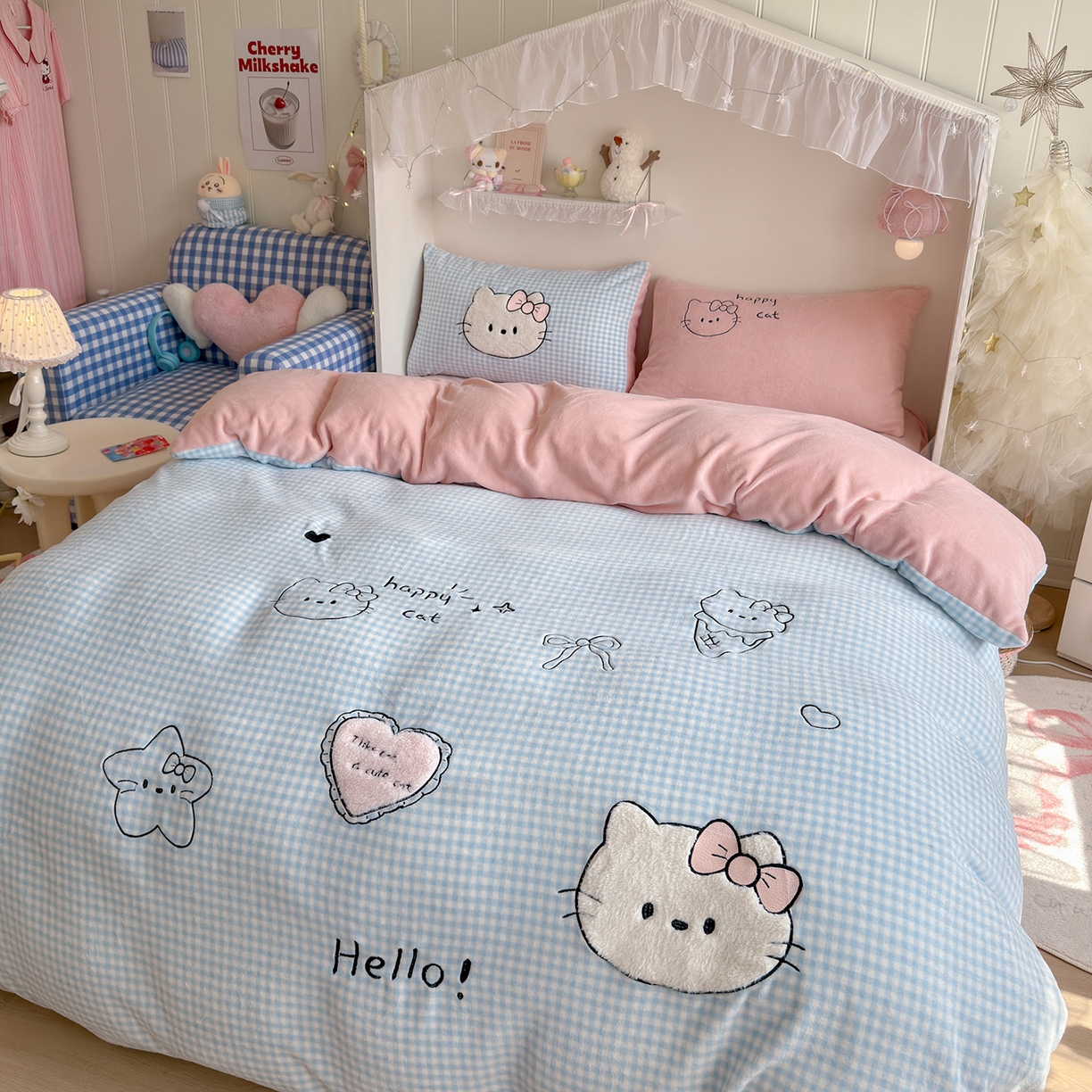 91家纺网 家纺一手货源 找家纺 罗亿家纺 2025新款A类兔毛贴布绣刺绣牛奶绒四件套-小红书推荐(提供买家秀) 小猫冰激凌