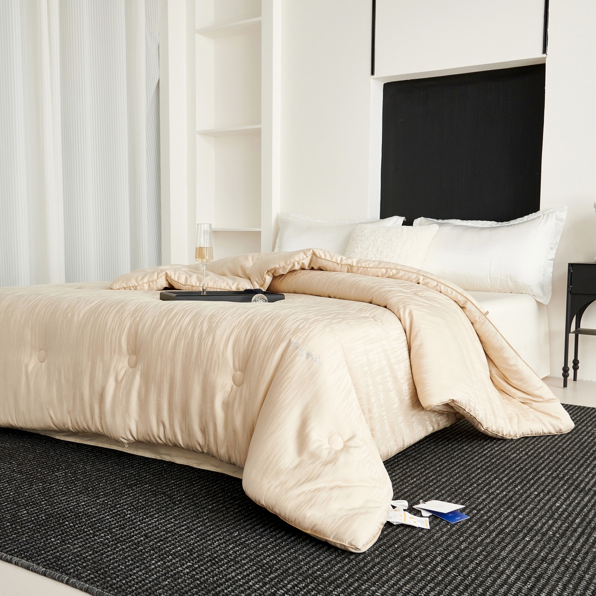 91家纺网 家纺一手货源 找家纺 CINNY馨宜 2025新款60S木本提花大豆被大豆纤维春秋被冬被子被芯 金色