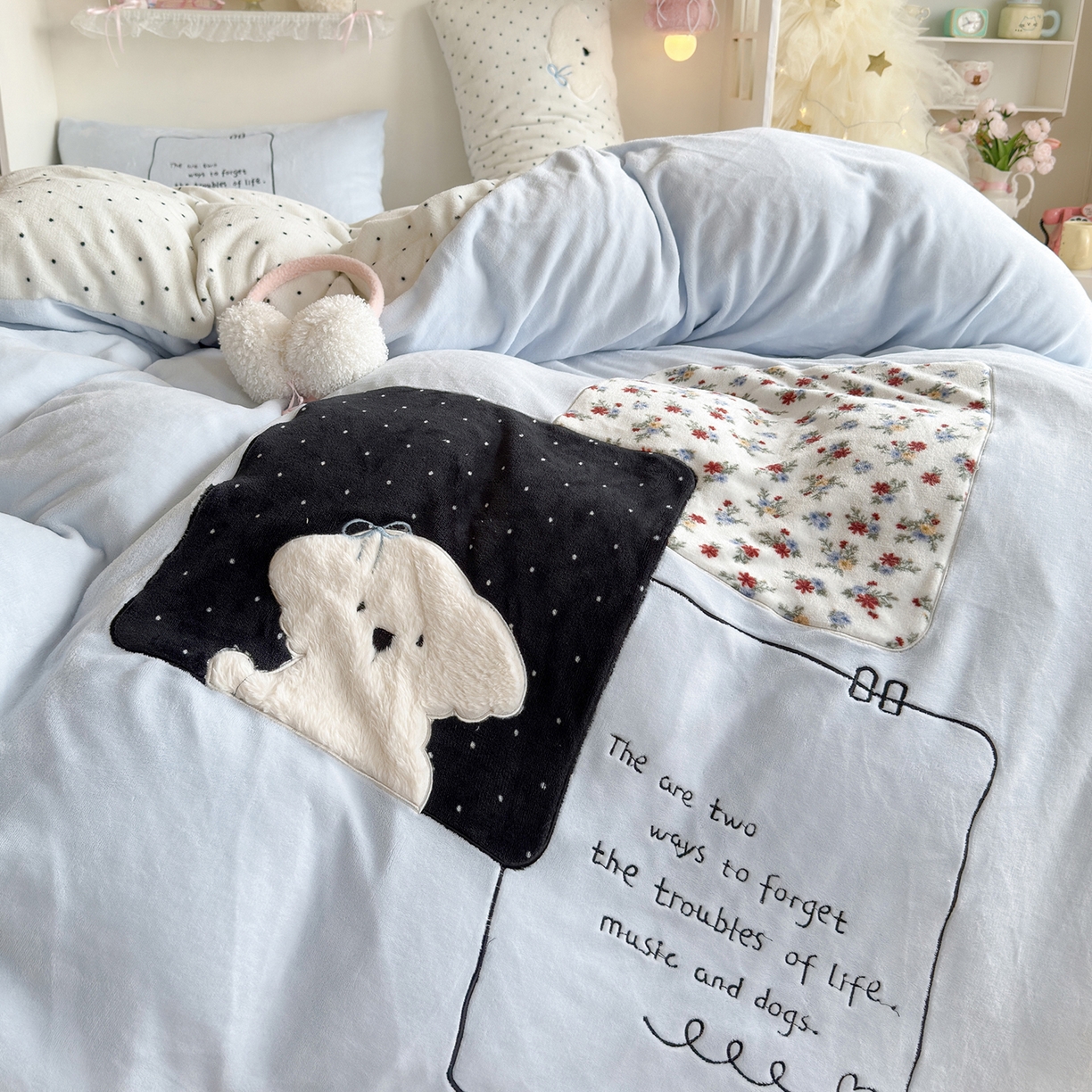 91家纺网 家纺一手货源 找家纺 罗亿家纺 2025新款A类兔毛贴布绣刺绣牛奶绒四件套-小红书推荐(提供买家秀) 赫本风小白