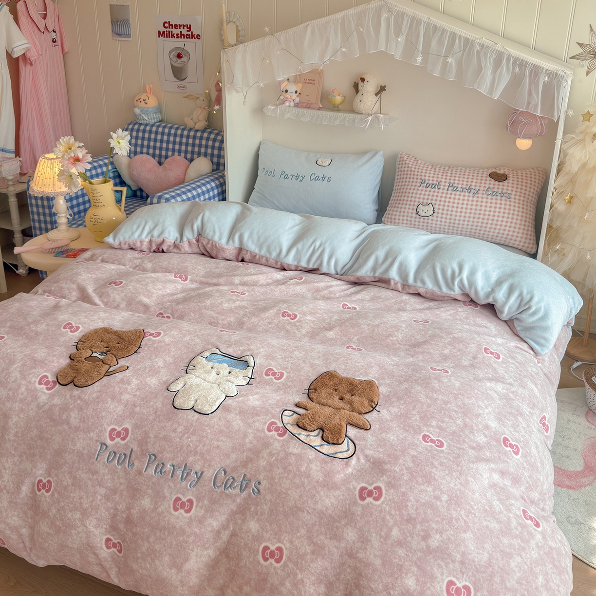 91家纺网 家纺一手货源 找家纺 罗亿家纺 2025新款A类兔毛贴布绣刺绣牛奶绒四件套-小红书推荐(提供买家秀) 三小只