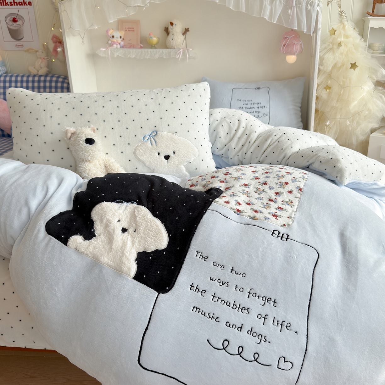 91家纺网 家纺一手货源 找家纺 罗亿家纺 2025新款A类兔毛贴布绣刺绣牛奶绒四件套-小红书推荐(提供买家秀) 赫本风小白