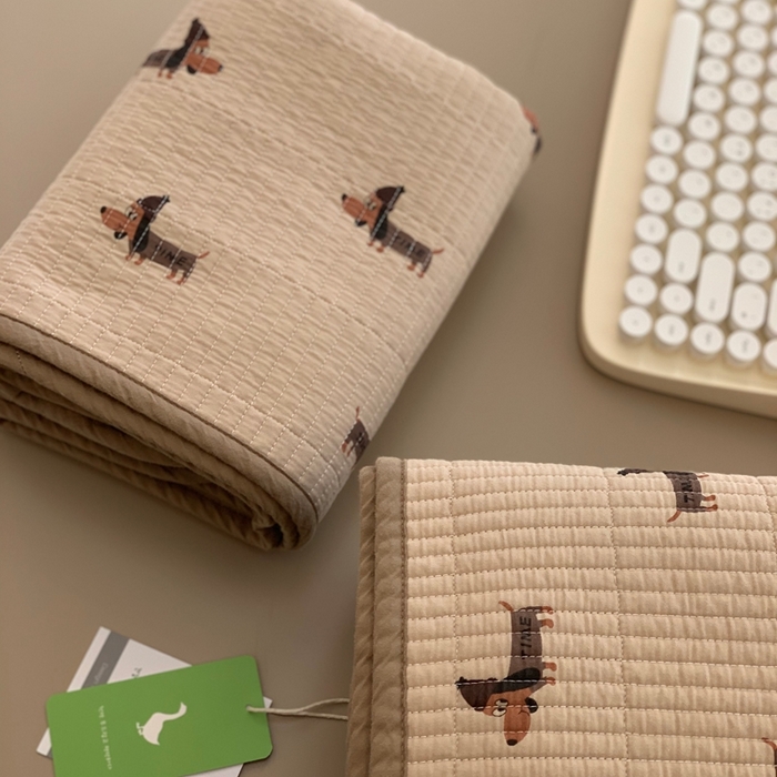 91家纺网 家纺一手货源 找家纺 汇庭 2025秋冬新款·全棉床盖三件套 班尼狗