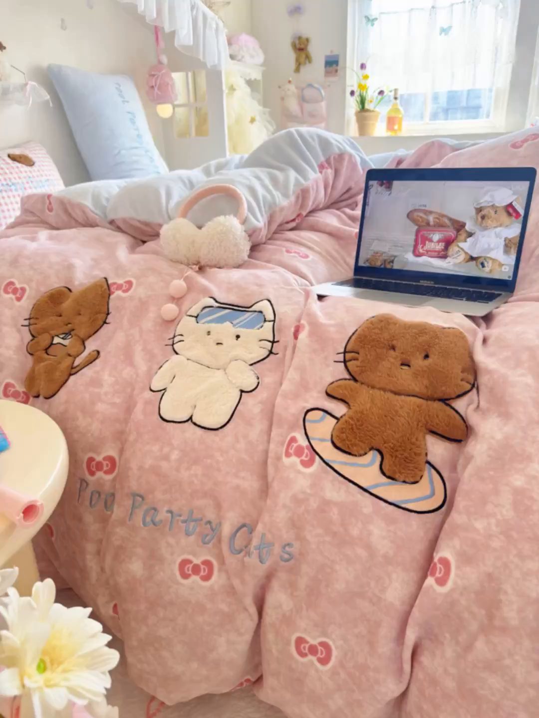 91家纺网 家纺一手货源 找家纺 罗亿家纺 2025新款A类兔毛贴布绣刺绣牛奶绒四件套-小红书推荐(提供买家秀) 三小只