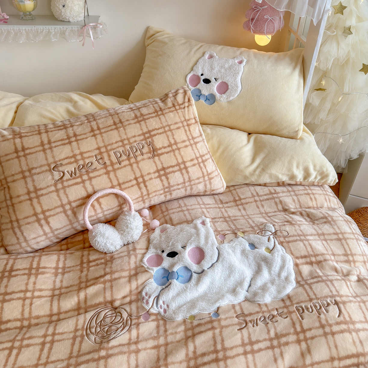 91家纺网 家纺一手货源 找家纺 罗亿家纺 2025新款A类兔毛贴布绣刺绣牛奶绒四件套-小红书推荐(提供买家秀) 毛线球西高地