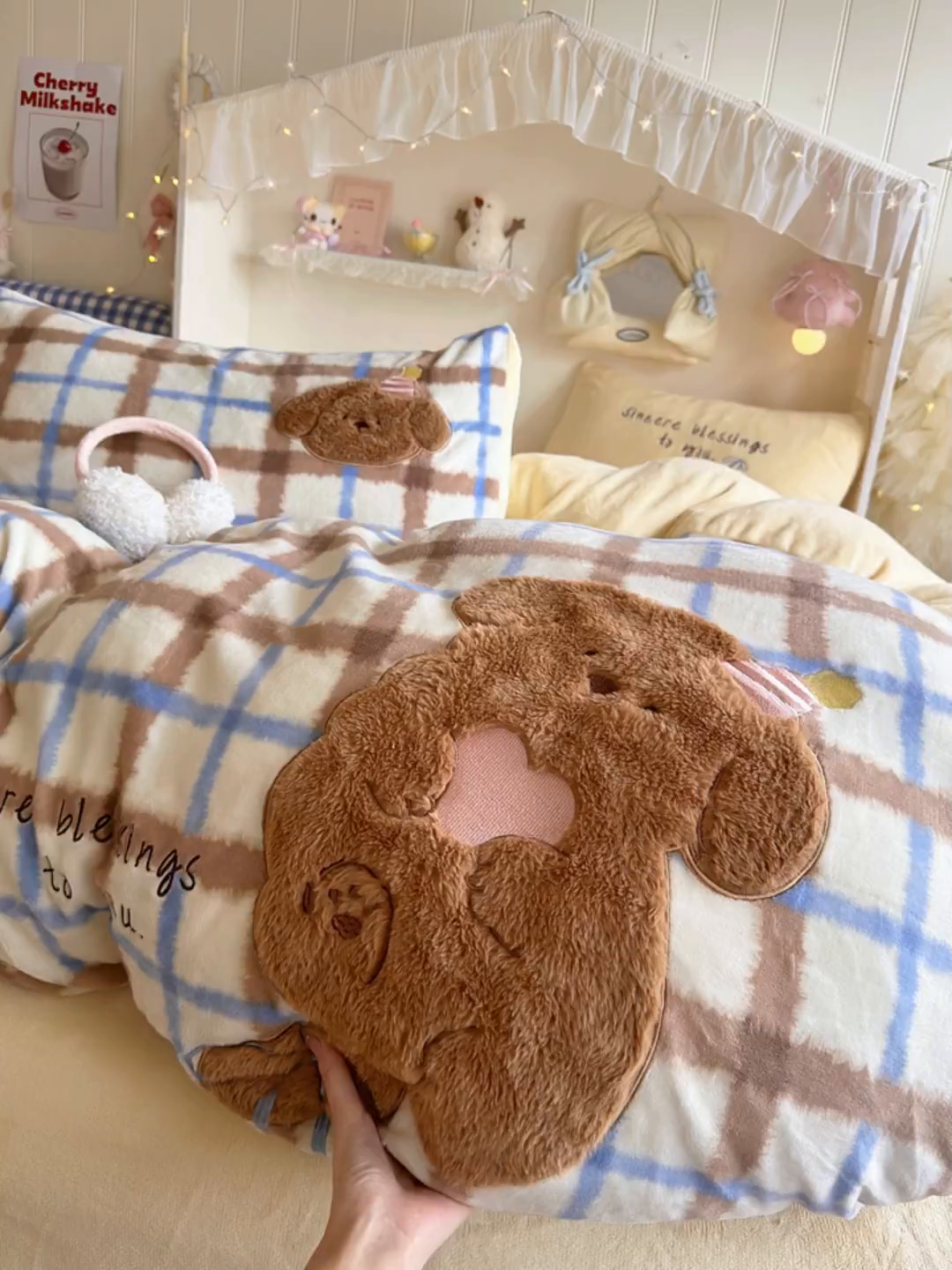 91家纺网 家纺一手货源 找家纺 罗亿家纺 2025新款A类兔毛贴布绣刺绣牛奶绒四件套-小红书推荐(提供买家秀) 帽子puppy