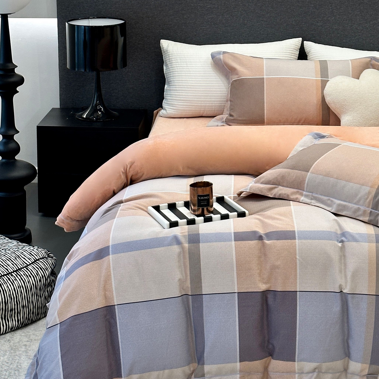 91家纺网 家纺一手货源 找家纺 JUICY 橘滋家纺 2025新款柔美治愈系磨毛宝宝绒系列四件套 塞纳公馆