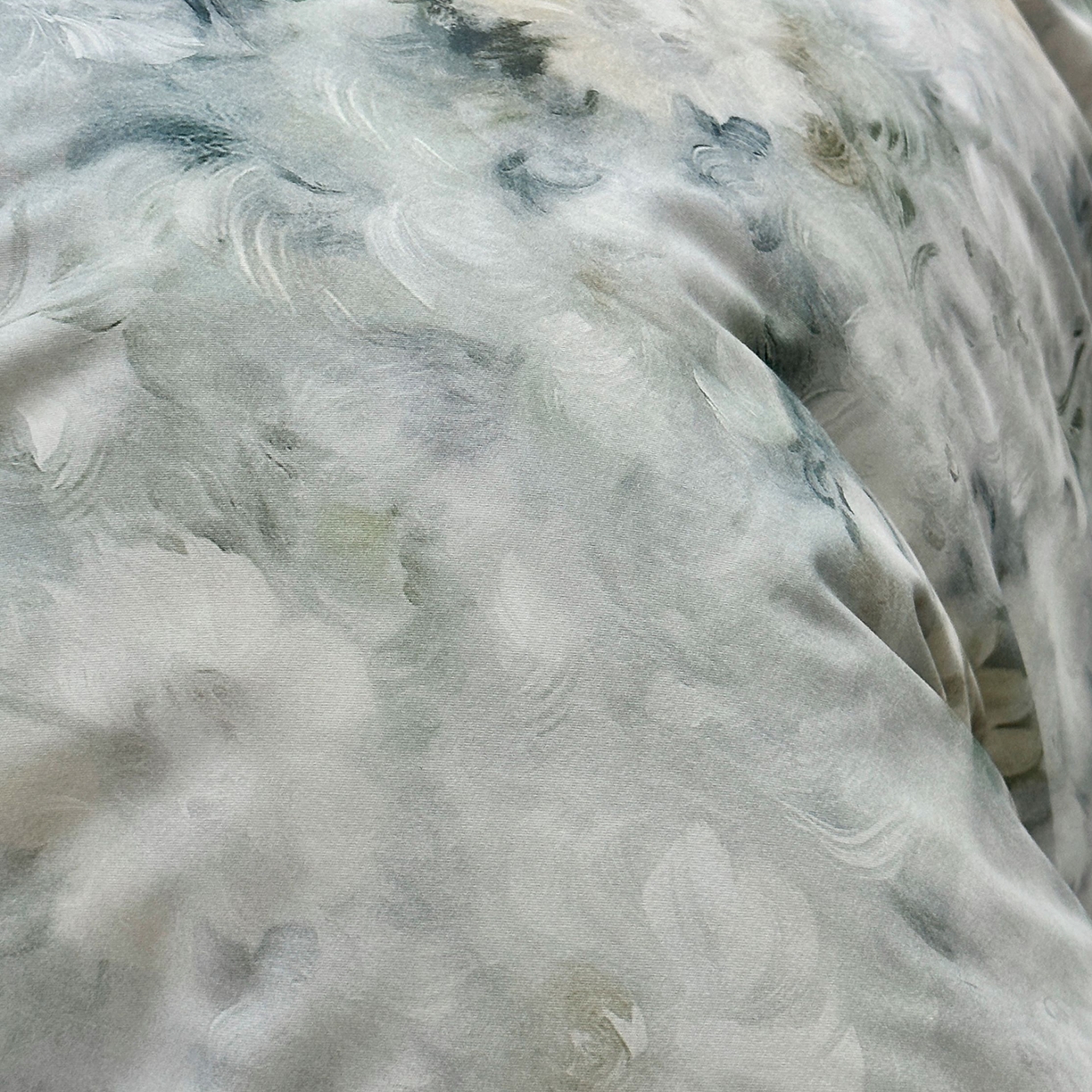 91家纺网 家纺一手货源 找家纺 JUICY 橘滋家纺 2025新款柔美治愈系磨毛宝宝绒系列四件套 蔷薇物语