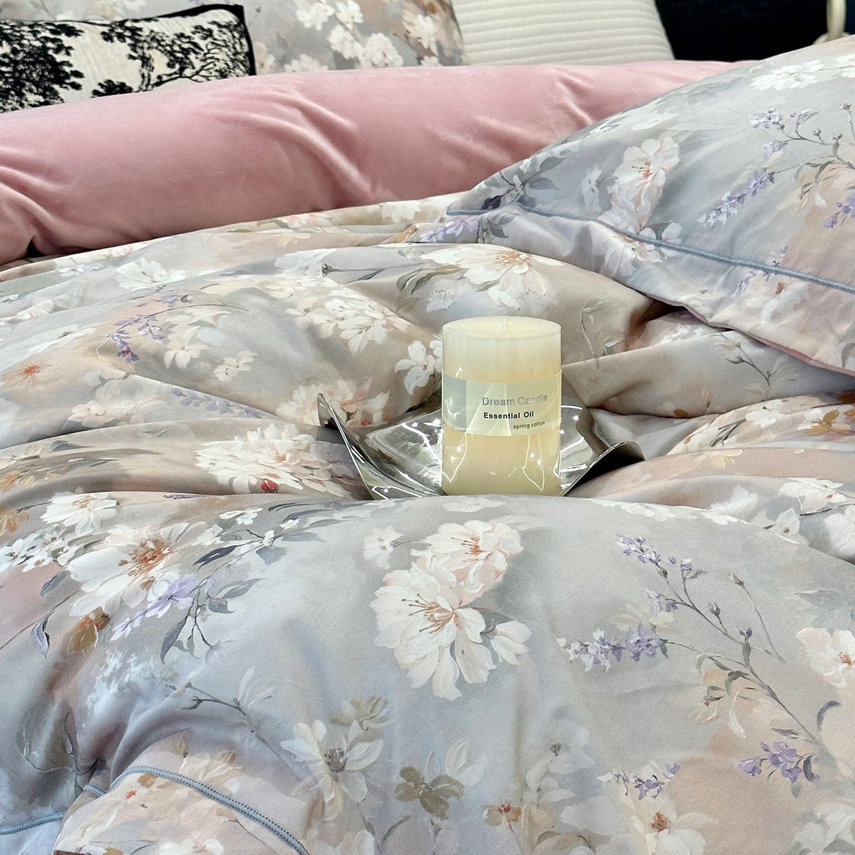 91家纺网 家纺一手货源 找家纺 JUICY 橘滋家纺 2025新款柔美治愈系磨毛宝宝绒系列四件套 黛莉庄园